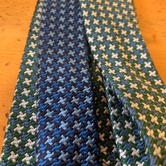 Tommy Hilfiger necktie - Picture 4 of 6